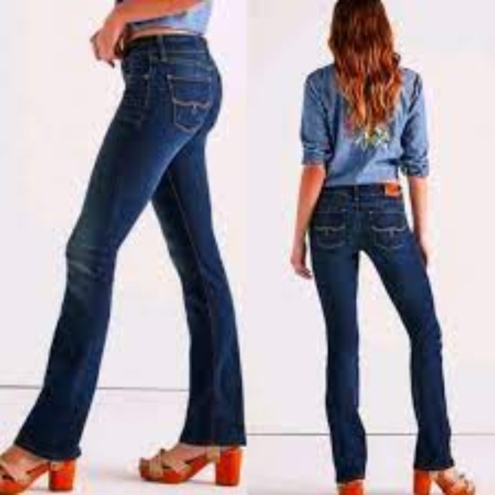 Lucky Lolita Bootcut Size 4 / 27